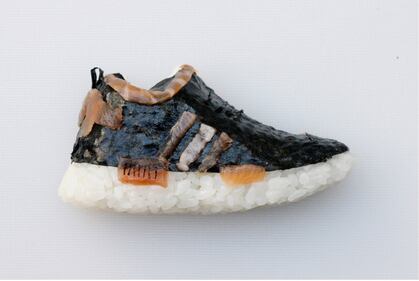 Lo chef che prepara scarpe di sushi 8