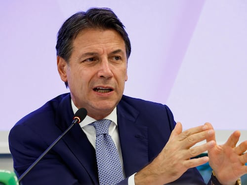 L'ultima capriola di Conte: cosa ha detto sull'Ucraina