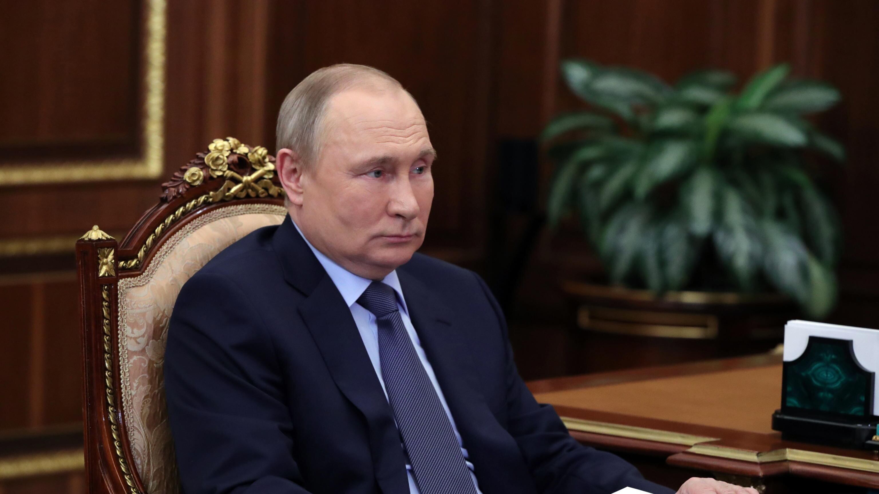 Putin avverte la Nato: "Ingresso Svezia e Finlandia merita risposta"