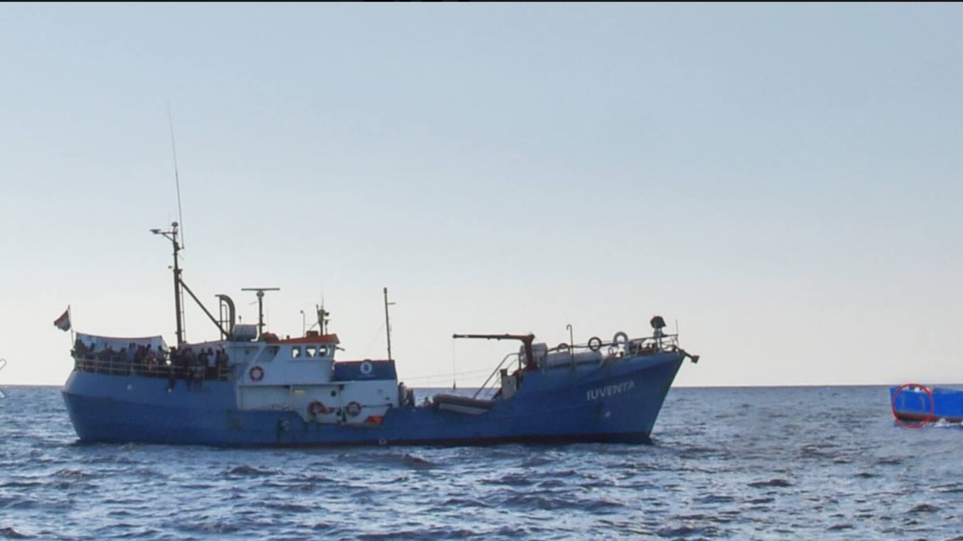 Ong e "traffico umanitario": così è crollato il totem dei buonisti