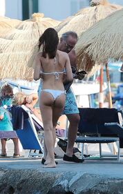 Anna Safroncik: bikini e fisico hot a Ischia 14