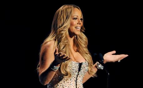Mariah Carey: sexy sposa d'estate, colpo di fulmine con un magnate 24