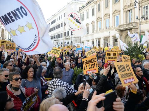 L'assurda proposta del M5s sulla requisizione degli immobili