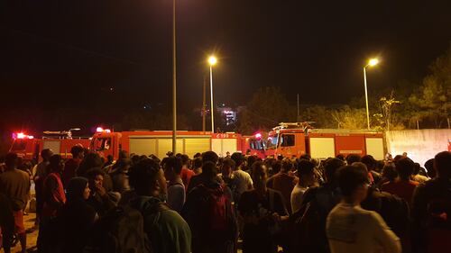 L'incendio nel campo migranti di Samos 4