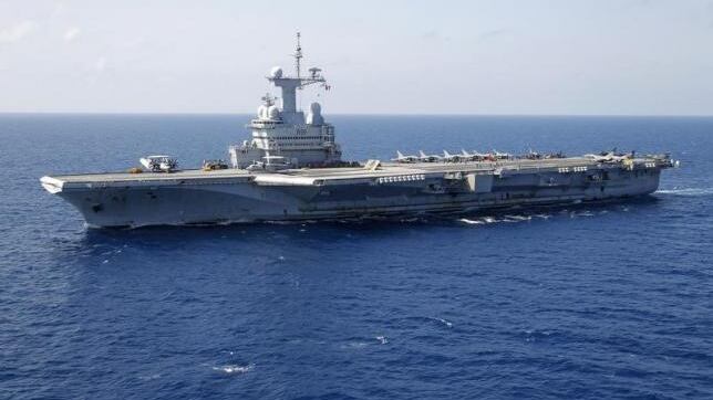 Rilevata la posizione della portaerei Charles de Gaulle: ecco cosa è successo