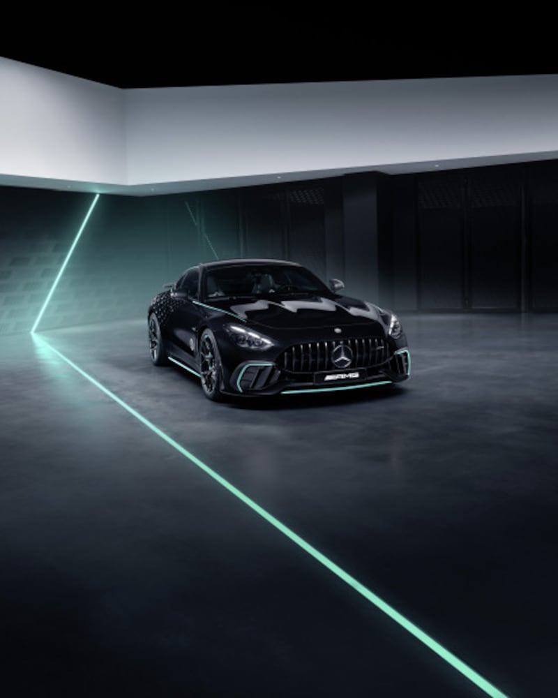 Mercedes AMG 03