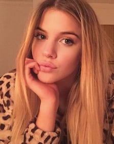 Sara Croce, Madre Natura sexy sui social  10