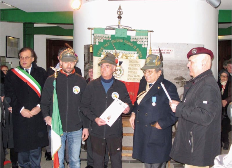 Caccia alle piastrine dei caduti tra "ricatti" e aiuti inaspettati 1