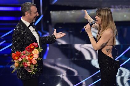 Sanremo 2024: ecco il look della finalissima del Festival di Alessandra Amoroso 6
