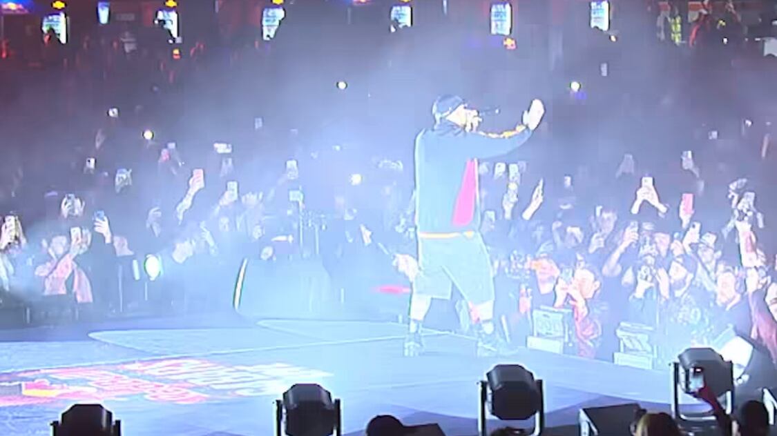 "Che saltasse in aria questo governo". La provocazione del rapper romano