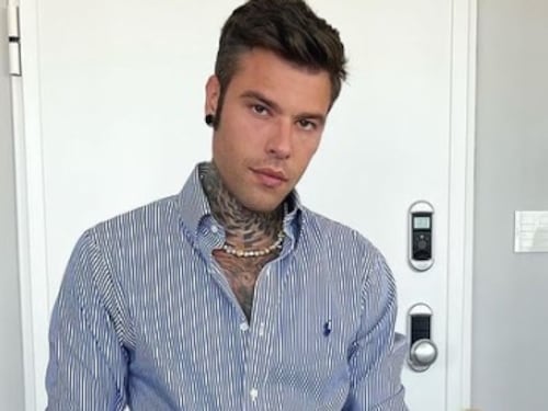 "Non sono pentito per la foto": Fedez vede solo i problemi che piacciono a lui