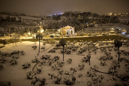 Una coltre di neve ricopre Gerusalemme 3