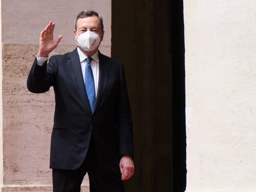 Storia segreta di un "Cavaliere bianco" che ha sempre difeso la causa liberale