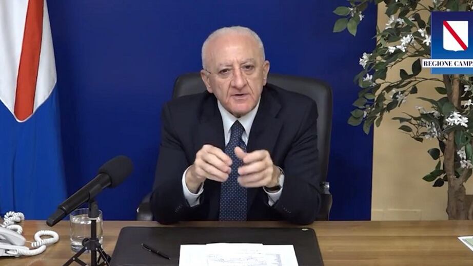 Grave censura a Salerno... c'è lo zampino di De Luca?