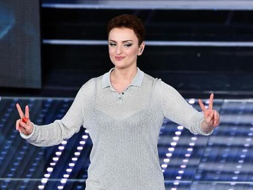 Sanremo, Arisa: "Vi dico cosa avevo sotto il vestito..."