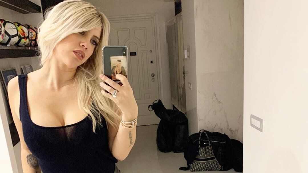 Wanda Nara versione pantera nera, ma il web vuole “meno ritocchi”