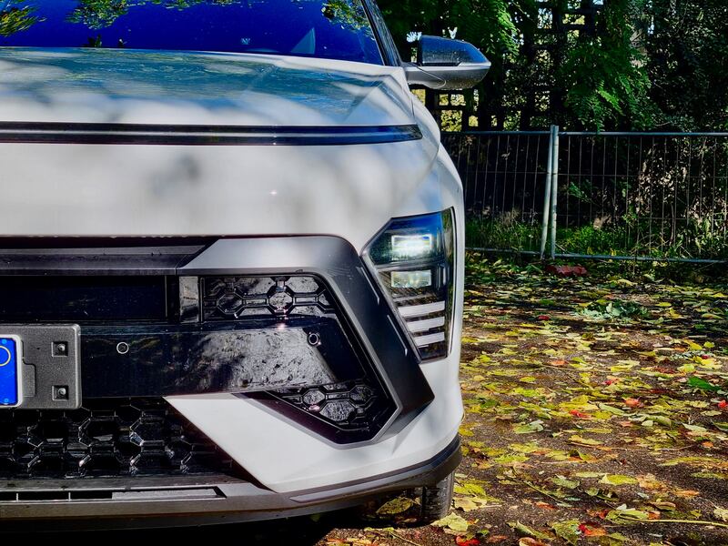 Hyundai Kona Hybrid: la gallery del crossover ibrido da 23 km/l 5