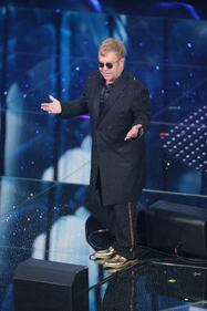 Sanremo 2016: gli abiti della prima serata 2