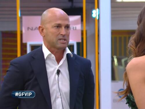 Gf Vip, la confessione di Dayane Mello: "Con Bettarini? Una sco... e basta"