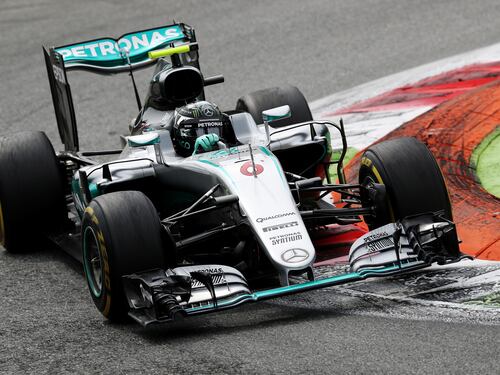 Gp Singapore, Rosberg conquista pole position