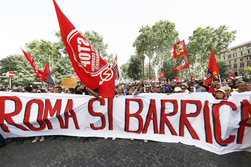 Protesta contro gli sgomberi a Roma 2