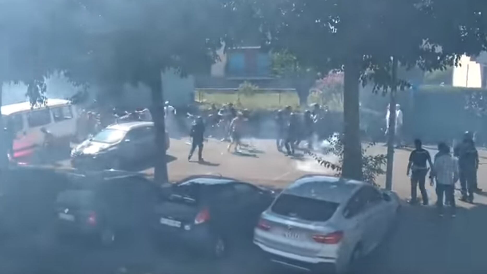 Amichevole Brescia-Cagliari, scontri tra ultras: 4 carabinieri contusi