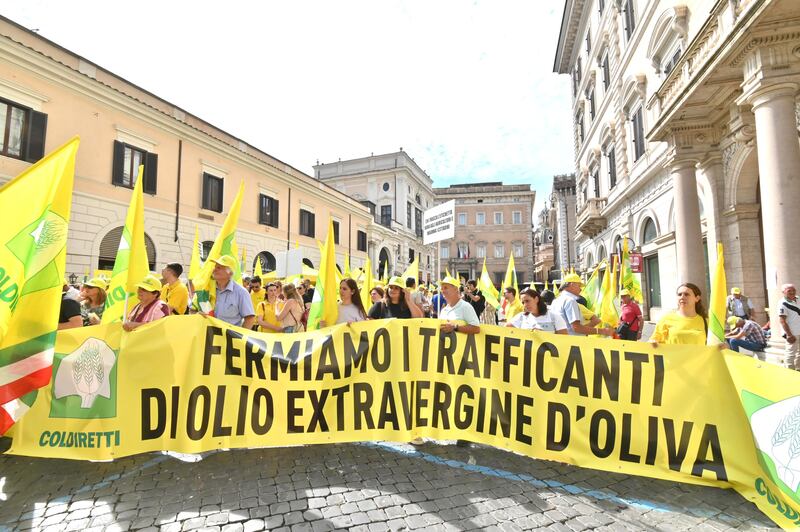 La protesta di Coldiretti contro i "trafficanti di olio e di grano": guarda le foto 2