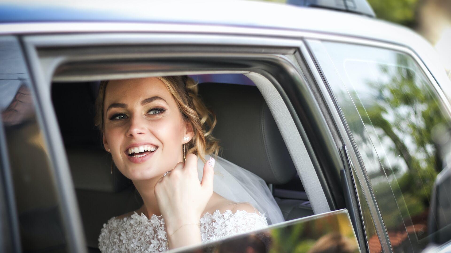 Quale auto scegliere per il matrimonio? I migliori modelli d'epoca, cabrio e sportivi