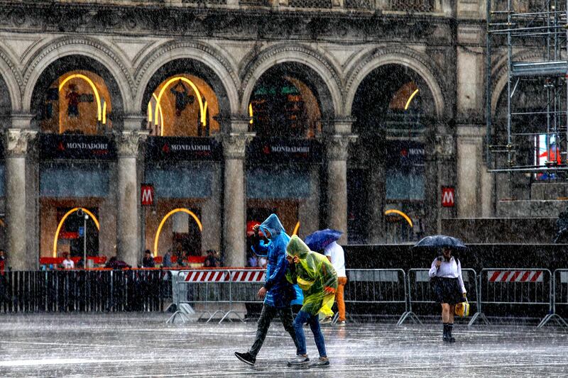Milano, sulla città si abbatte un'altra bomba d'acqua 2