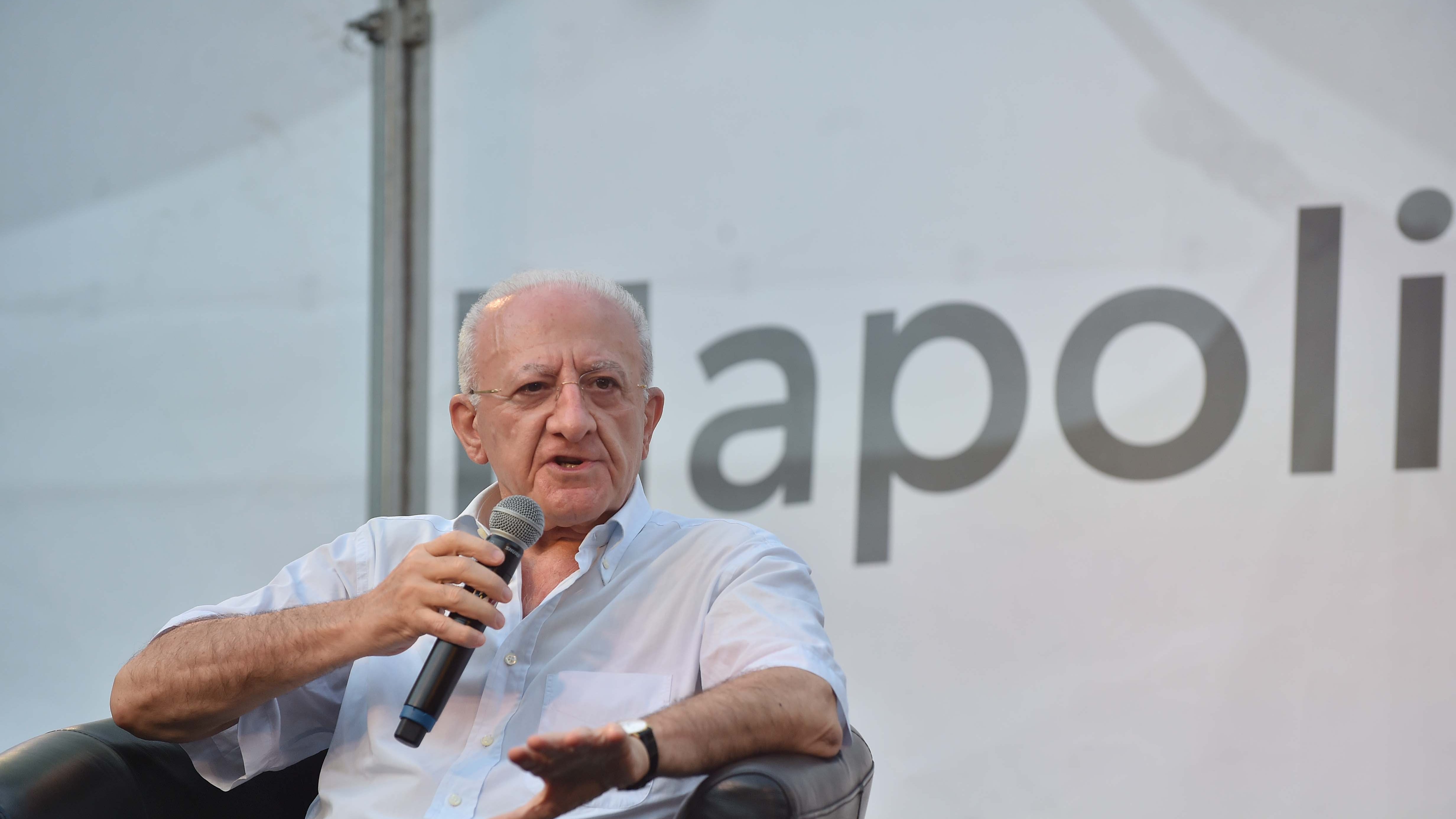 La politica diventa un manicomio a colpi di perizie psichiatriche