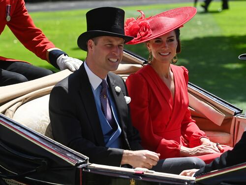 William e Kate furiosi con Harry: il motivo è nel libro Spare
