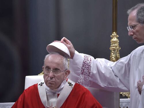 Bombole d'ossigeno e ambulanza, così il Papa visiterà il Sudamerica