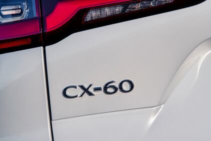 Mazda CX-60 e-Skyactiv D: guarda la gallery 38