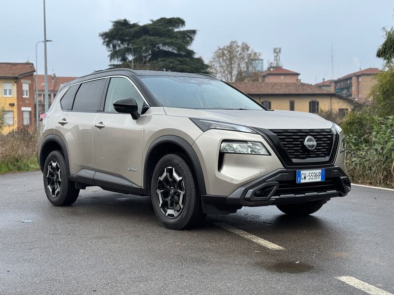 Nissan X-Trail N-Trek: guarda la gallery del SUV ibrido per l'avventura 16