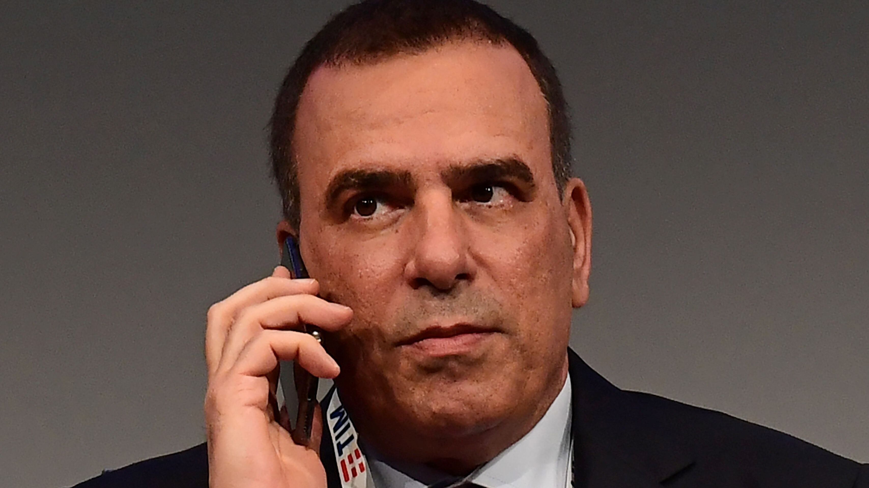 Allarme per Tim, Vivendi accusa Elliott