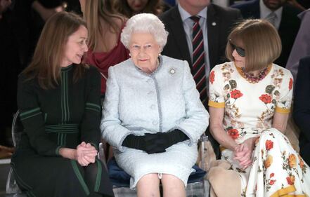 La Regina Elisabetta alla Fashion Week 16