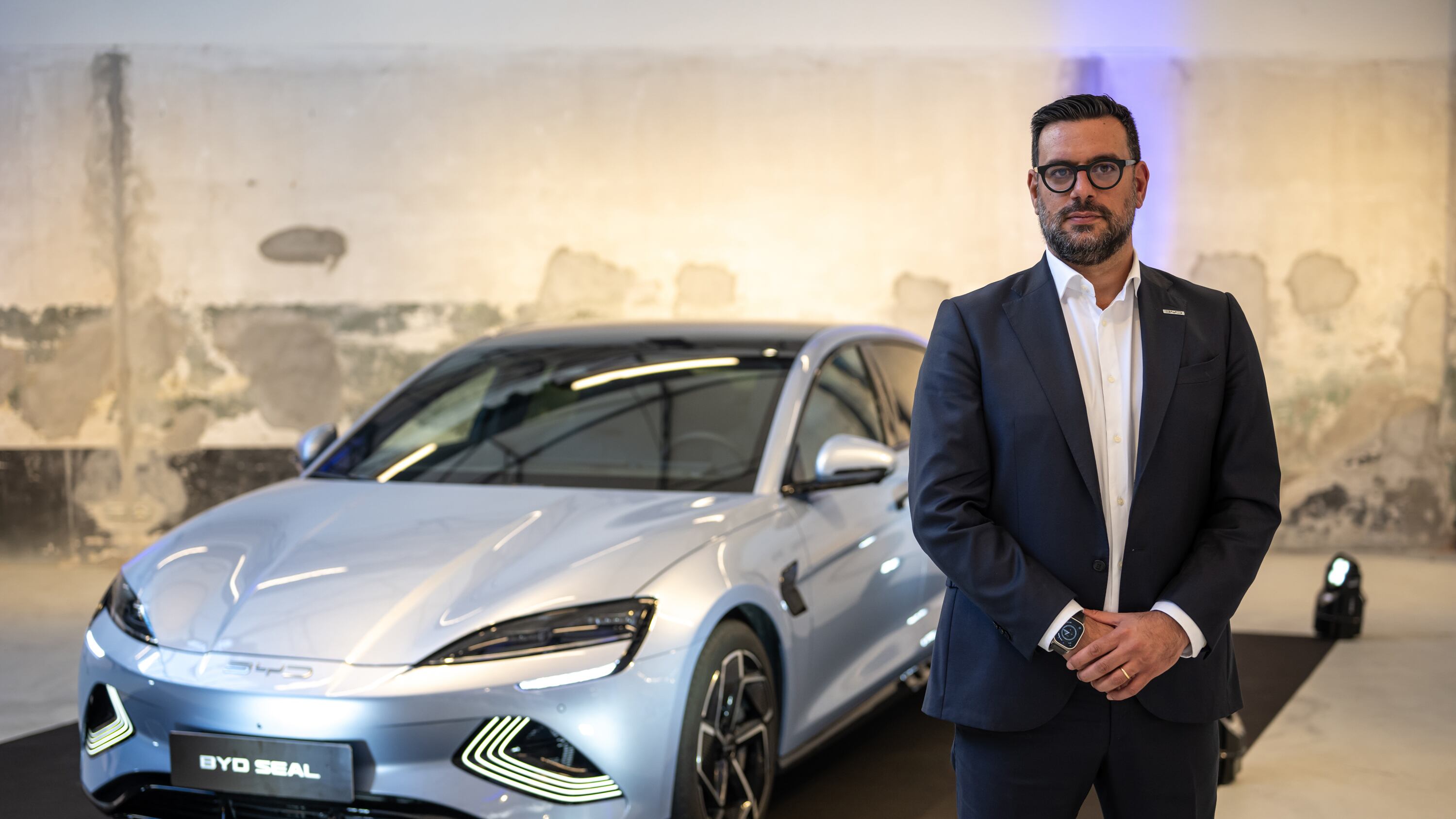 "La transizione elettrica in Italia va accompagnata. Byd l'anti-Tesla? La verità è un'altra"