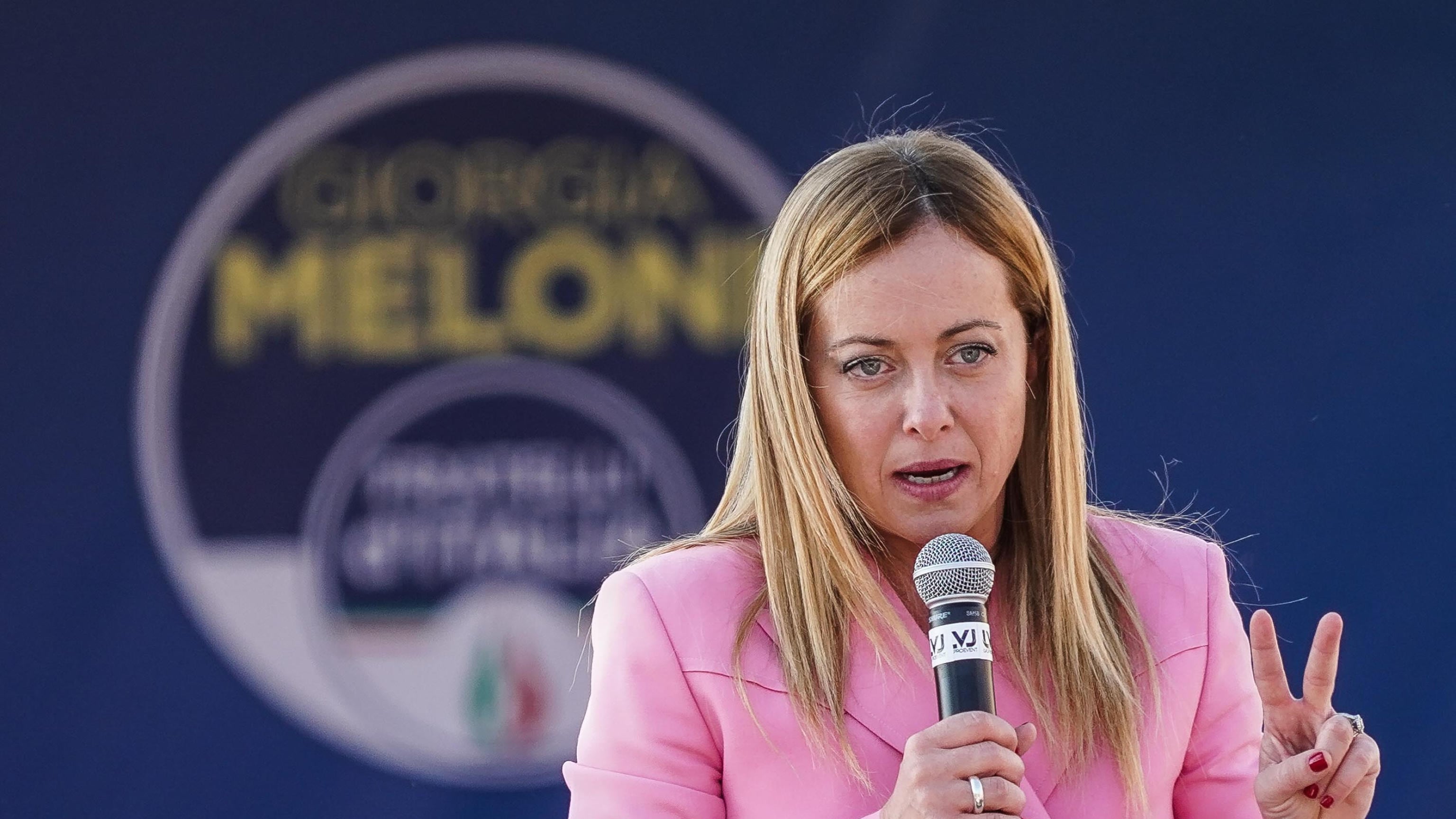 Dal caro-bollette all'assedio internazionale: tutte le sfide della Meloni