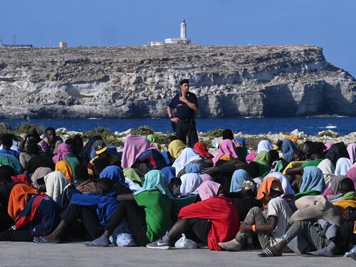Rivelazione choc su migranti e ius soli, Pd in fumo e Soumahoro: quindi, oggi...
