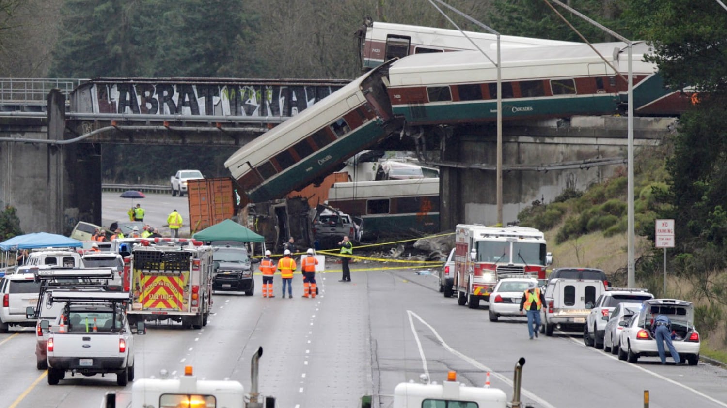 Seattle, treno deragliato a 130 km orari: il limite era di 50