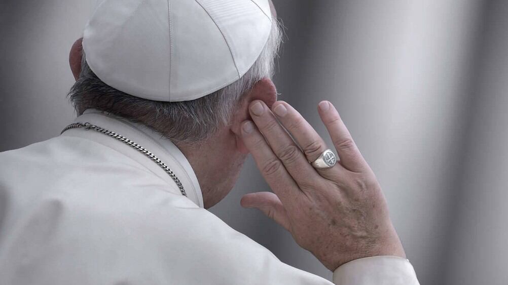 La lettera di Ratzinger che fa infuriare Francesco