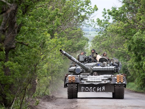 Le mire di Putin e la "cintura fortificata" di Kiev: perché il Donbass è al centro della guerra