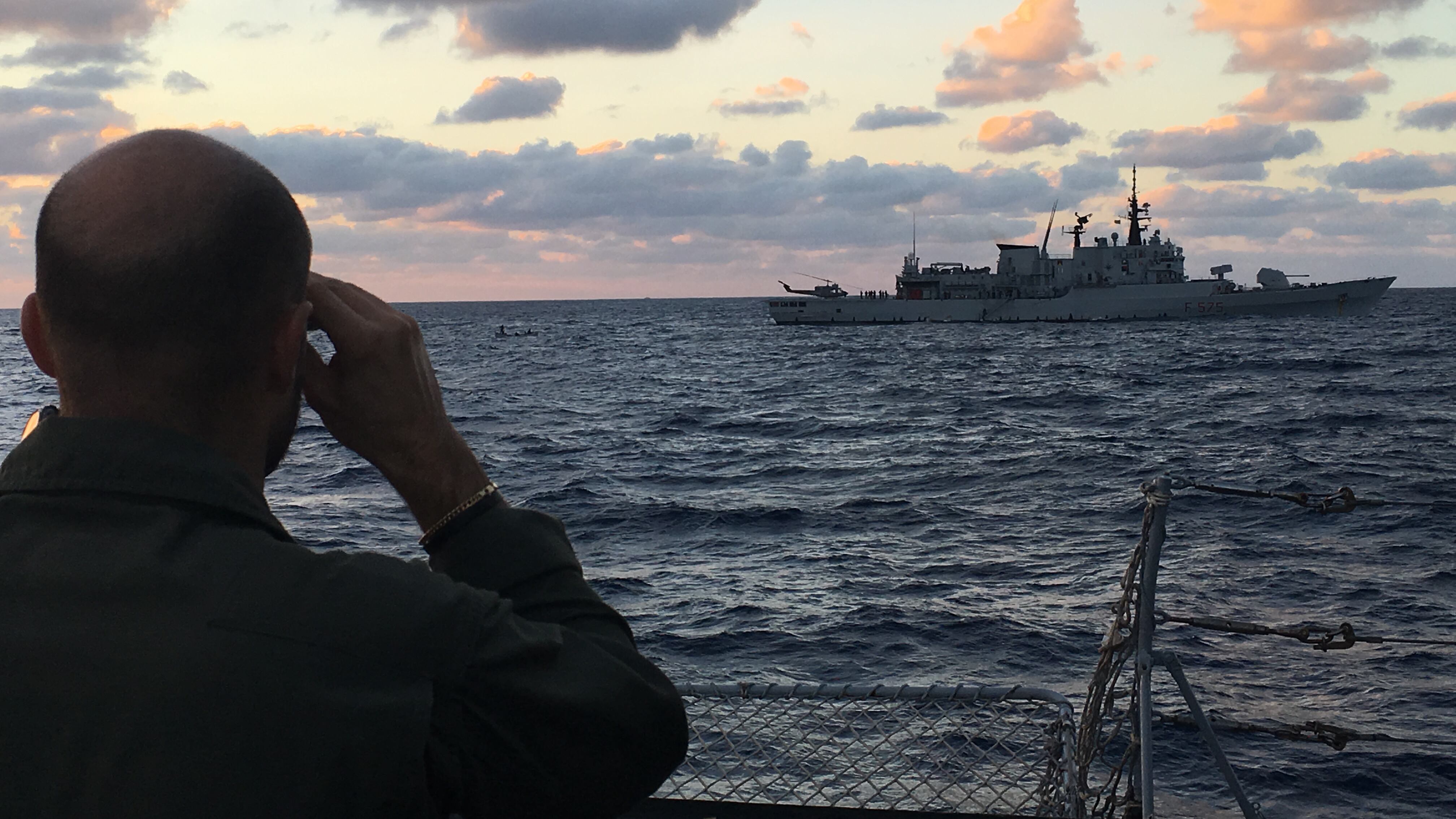 All'arrembaggio con i marò cercando i terroristi dell'Isis
