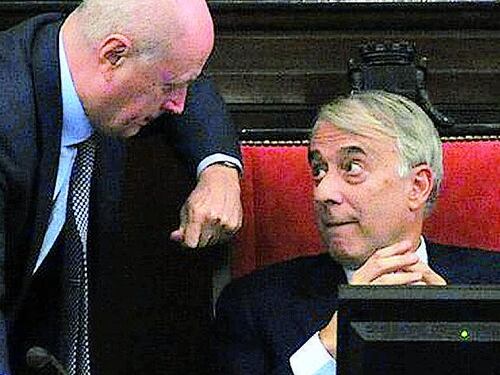 I partiti si schiantano ma Pisapia conferma: Sea decolla in Borsa