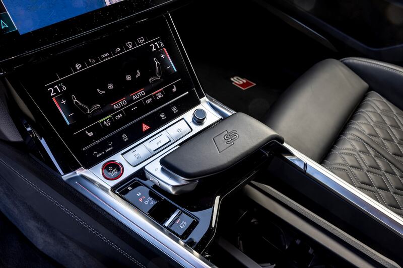 Audi SQ8 e-tron Sportback: guarda la gallery 15