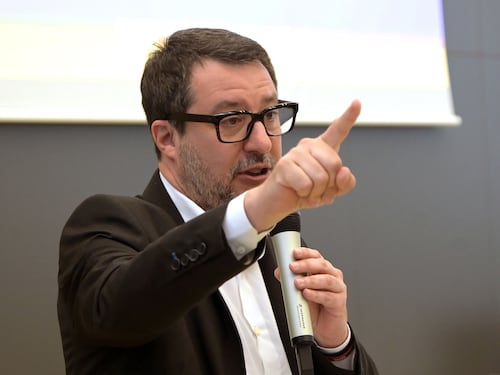 Lancio di uova, Matteo Salvini non va in aula. Prescritti in sei