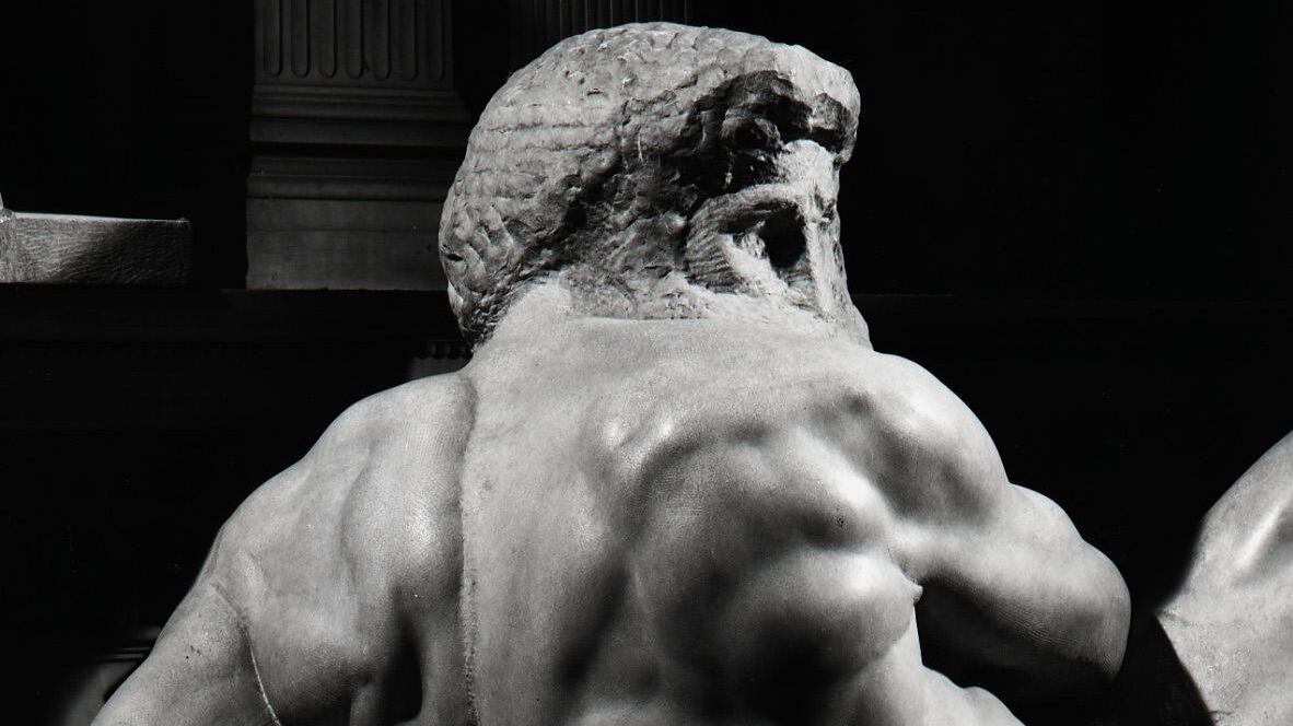 "L'uomo sta scomparendo. Solo così si potrà salvare"