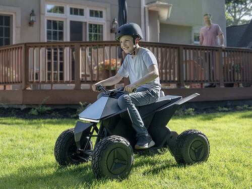 Tesla Cyberquad, arriva in Italia il costoso quad elettrico per bambini