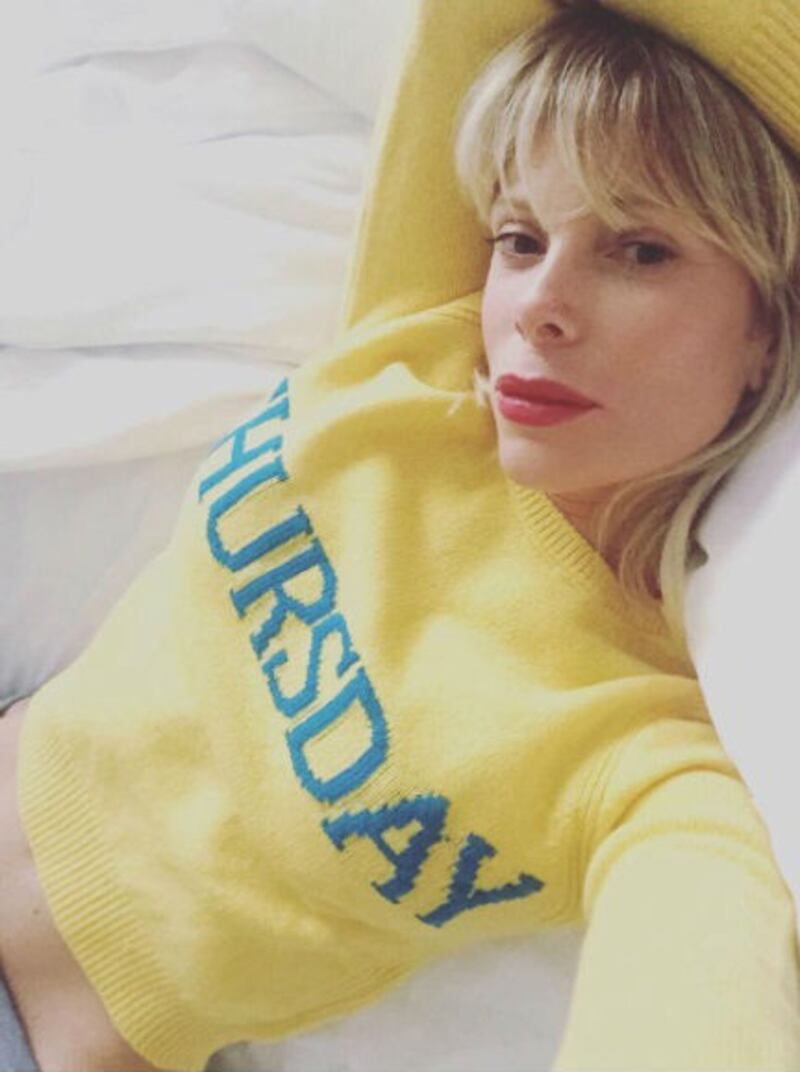 Alessia Marcuzzi bellissima al sole 6