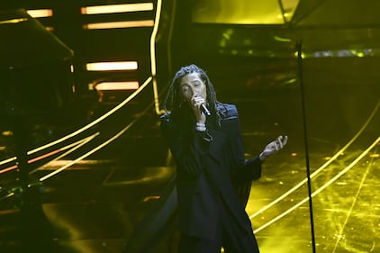 Sanremo 2024: ecco il look della quarta serata del Festival di Ghali 6